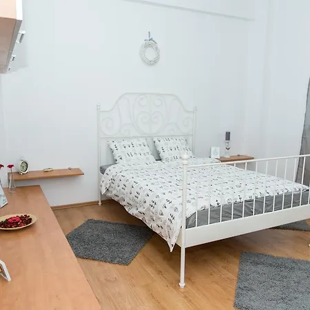 In The Heart Of Apartament *